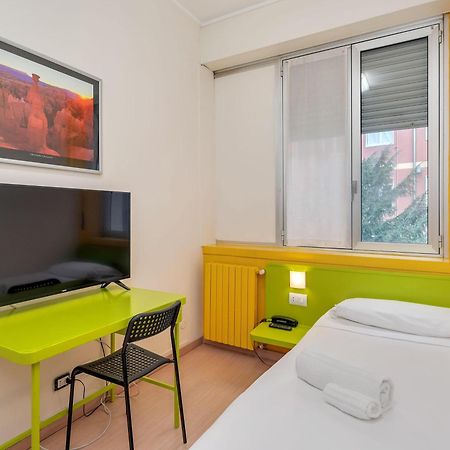 B&B Hotel Milano Ornato Esterno foto